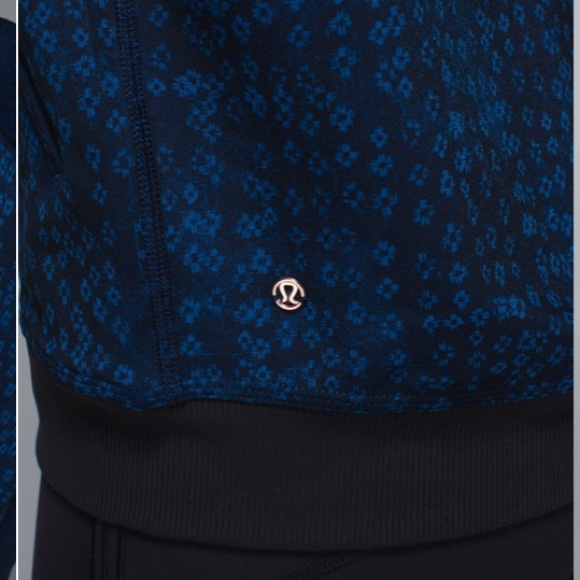 Lululemon H'Om Run Jacket - Picture 11 of 11